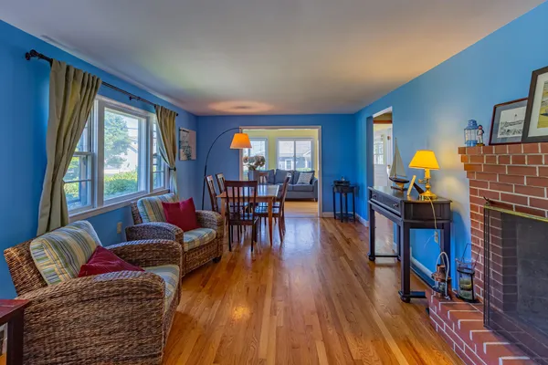 $3,300 | 18 Baker Avenue, Rye, NH 03870