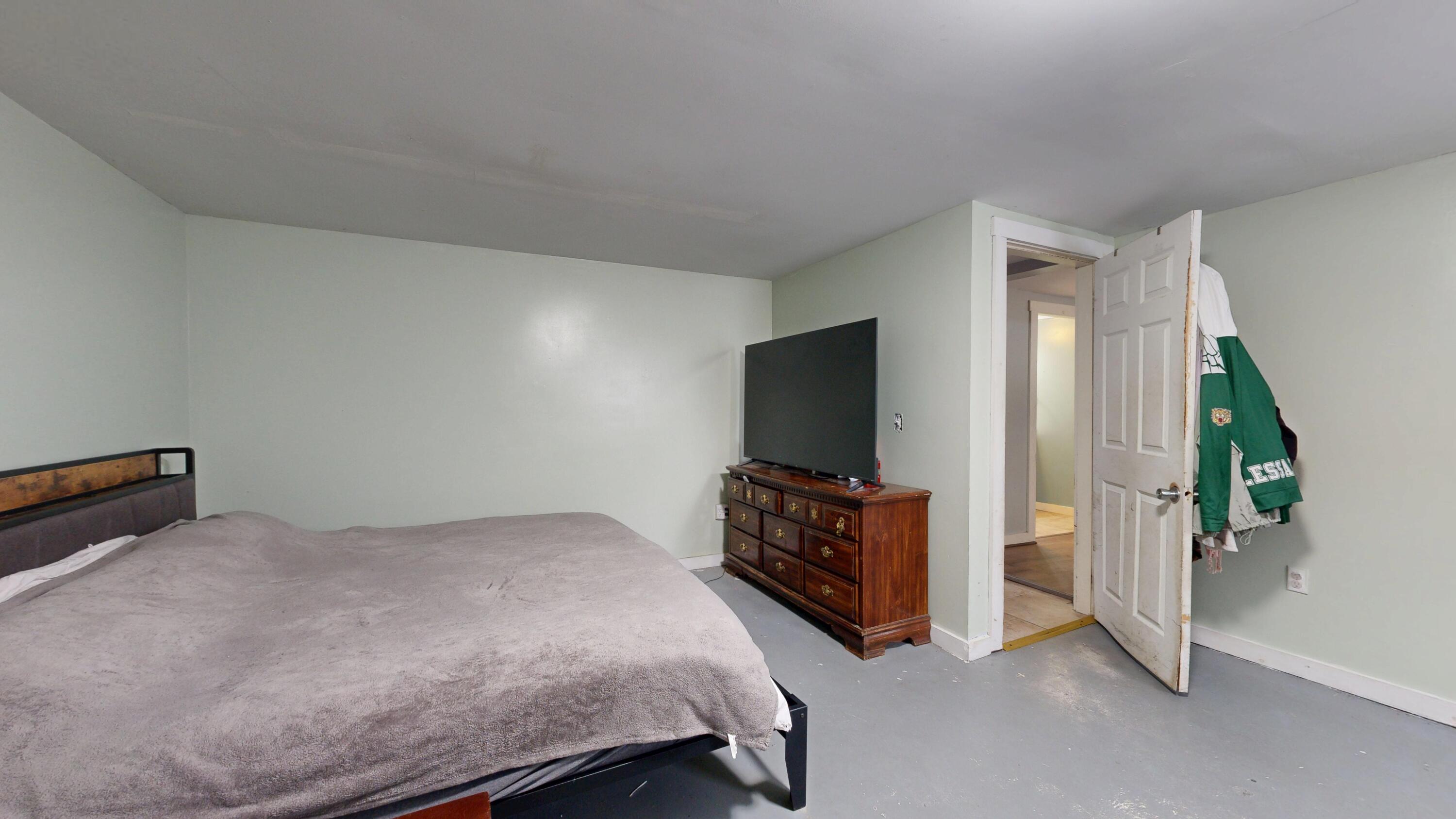 583 Highway 106 Leeds, ME 04263 - Photo 19 of 60 Bedroom