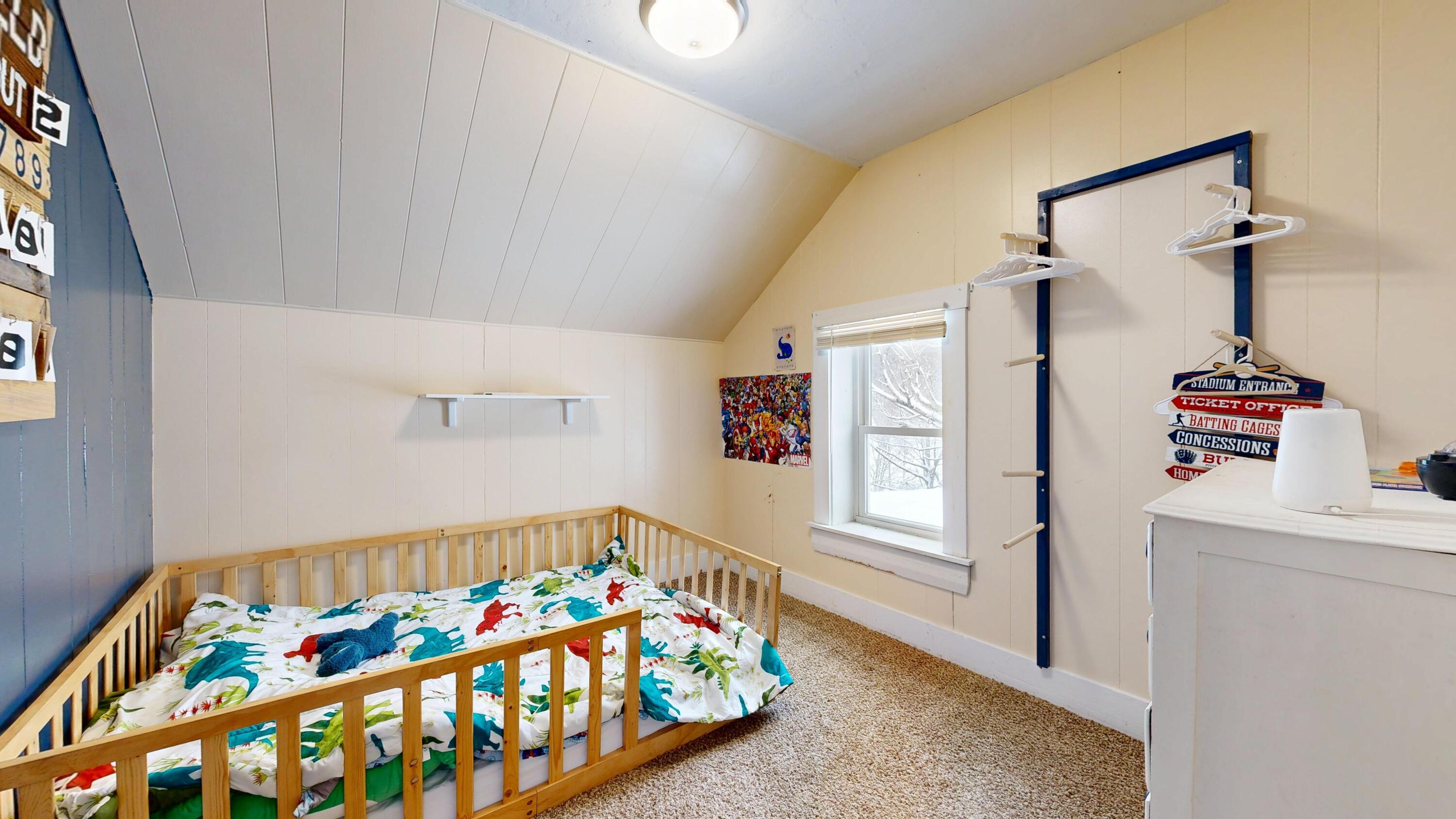 583 Highway 106 Leeds, ME 04263 - Photo 35 of 60 Bedroom