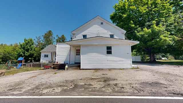 $225,000 | 583 Highway 106, Leeds, ME 04263