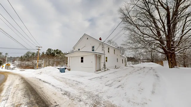 $225,000 | 583 Highway 106, Leeds, ME 04263