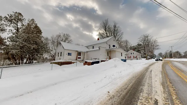 $225,000 | 583 Highway 106, Leeds, ME 04263