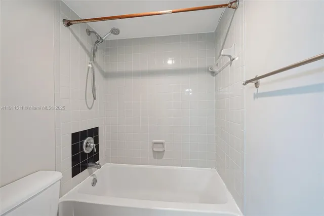 $234,900 | 2871 North Oakland Forest Drive, Unit 210, Oakland Park, FL 33309