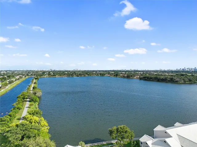 $234,900 | 2871 North Oakland Forest Drive, Unit 210, Oakland Park, FL 33309