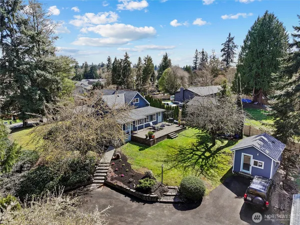 $929,000 | 23022 7th Avenue Southeast, Bothell, WA 98021