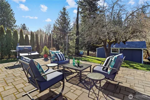 $929,000 | 23022 7th Avenue Southeast, Bothell, WA 98021