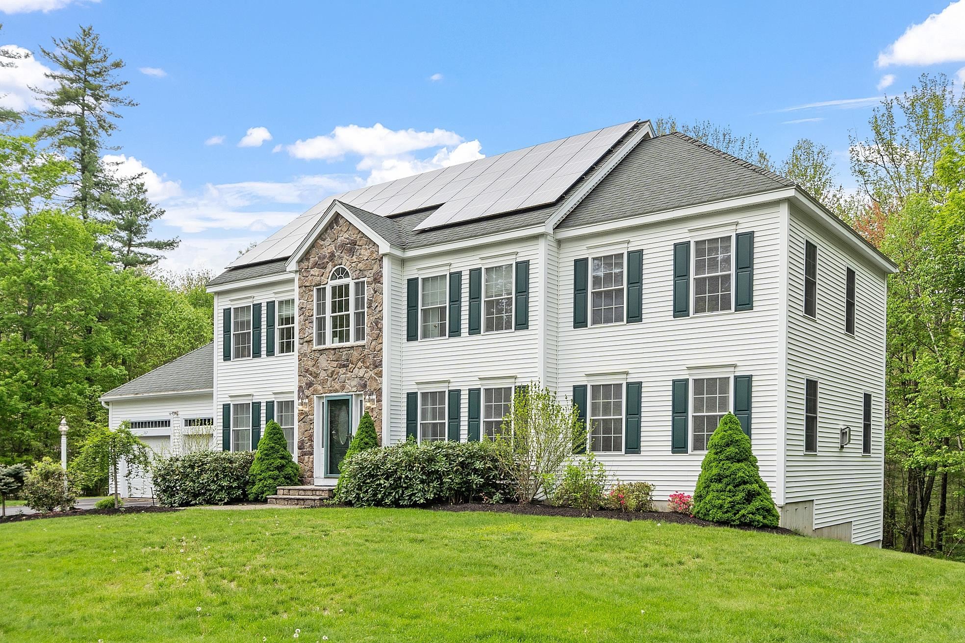 267 S Road Brentwood, NH 03833 - Photo 1 of 52 Gallery Image 1