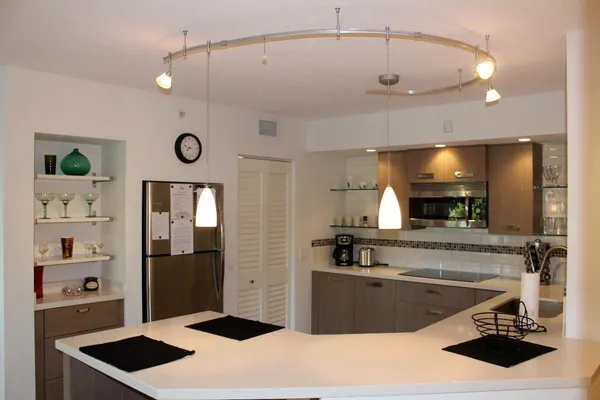 $3,800 | 808 Villa Circle, Unit 808, Boynton Beach, FL 33435