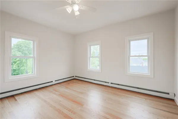 $2,500 | 529 Wood Street, Unit 2, Bristol, RI 02809