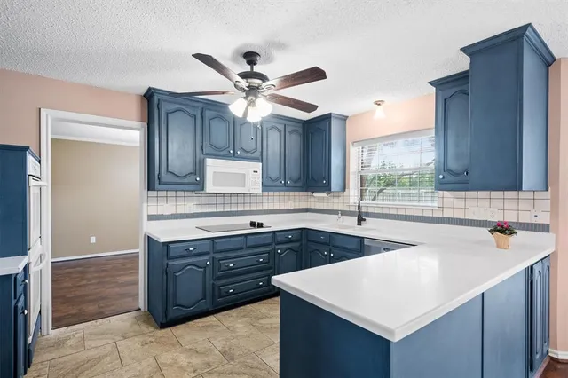 $695,000 | 126 Vintage Drive, Waxahachie, TX 75165