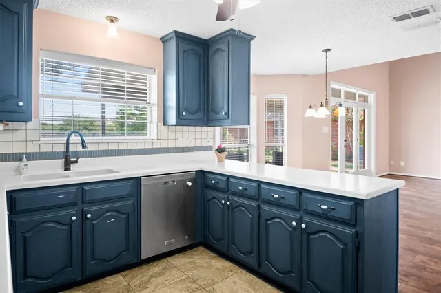 $695,000 | 126 Vintage Drive, Waxahachie, TX 75165