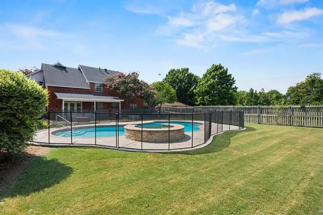 $695,000 | 126 Vintage Drive, Waxahachie, TX 75165