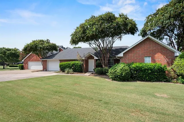 $695,000 | 126 Vintage Drive, Waxahachie, TX 75165