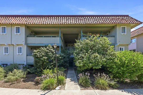 $699,950 | 2745 Mauricia Avenue, Unit B, Santa Clara, CA 95051