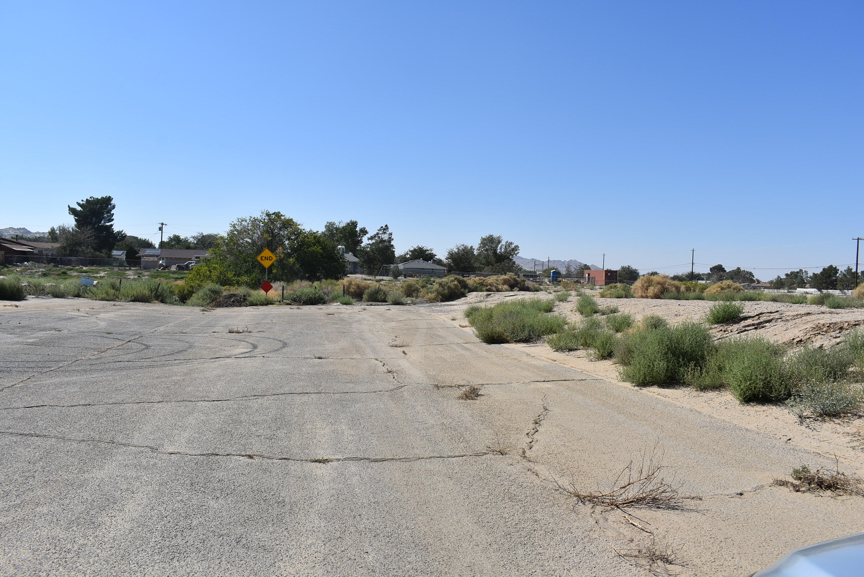 Ave O 165th St Lk East