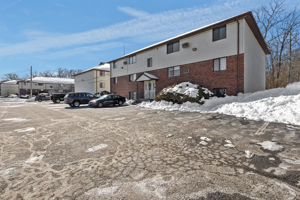 47 Juniper Road, Unit C4 North Attleboro, MA 02760 - Photo 3 of 29