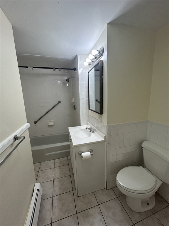 16 Peacevale Road, Unit 2 Boston, MA 02124 - Photo 6 of 8