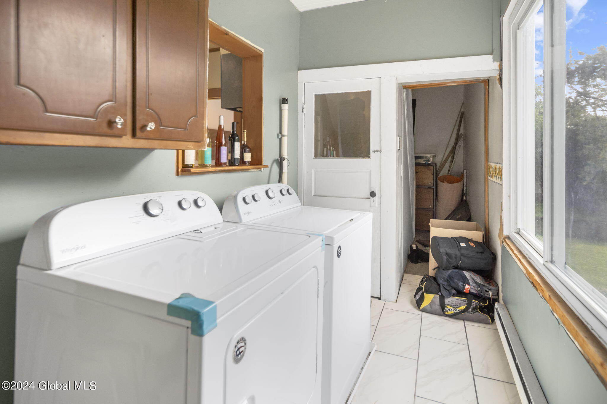 542 Bradford Road Schenectady, NY 12304 - Photo 15 of 25 Interior 14