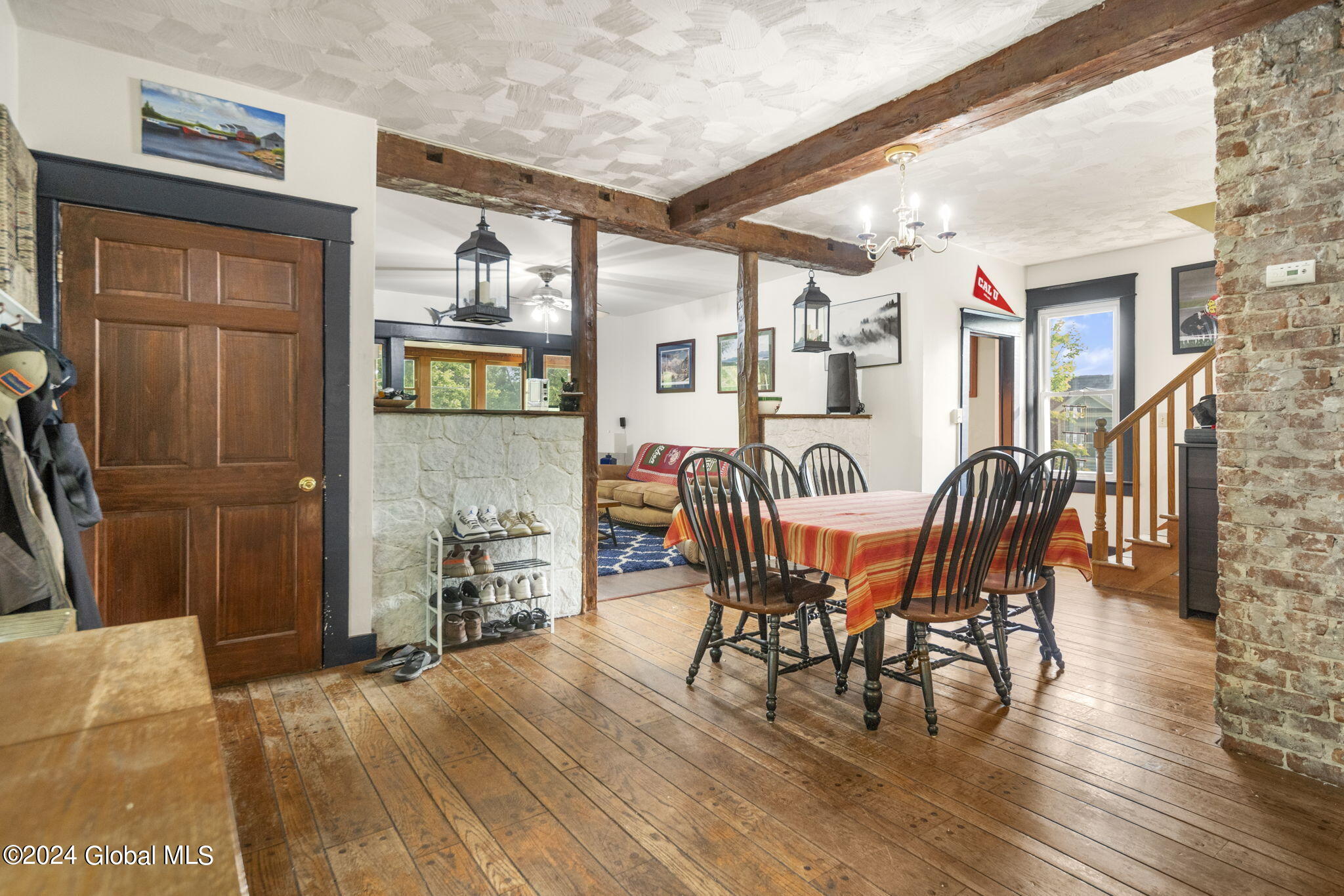542 Bradford Road Schenectady, NY 12304 - Photo 4 of 25 Interior 03