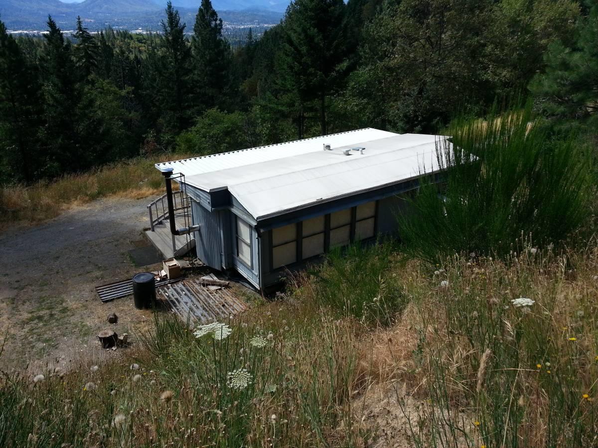 1105 Granite Hill Road Grants Pass, OR 97526 - Photo 3 of 6 6