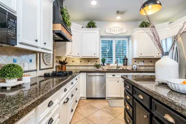 $460,000 | 12306 Wealdstone Drive, Tomball, TX 77377
