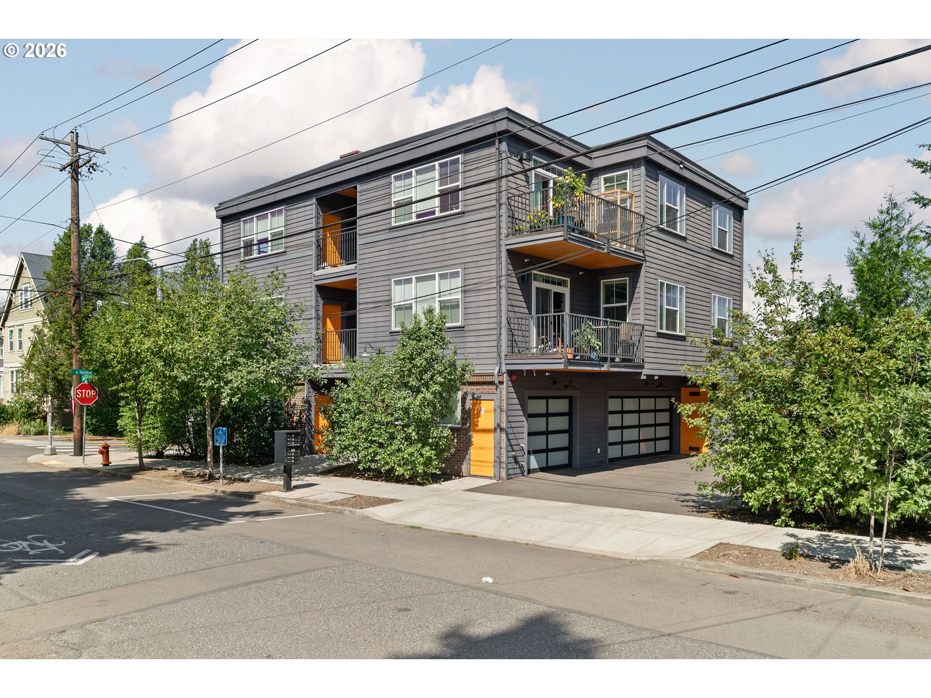 1906 Southeast Tacoma Street Portland, OR 97202 - Photo 3 of 43