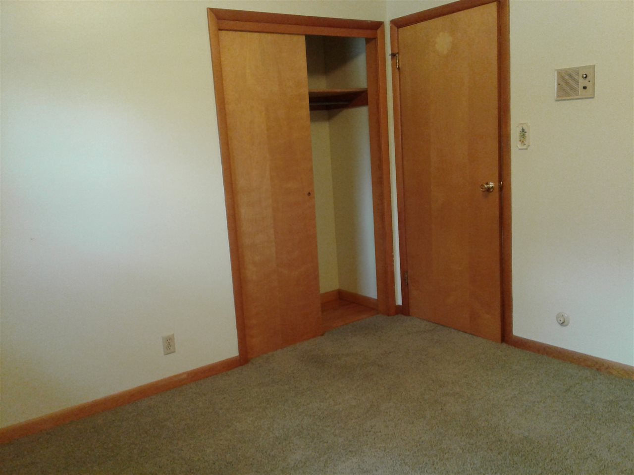 700 North Red Bank Road Evansville, IN 47712 - Photo 16 of 27