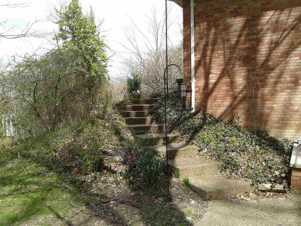 700 North Red Bank Road Evansville, IN 47712 - Photo 7 of 27
