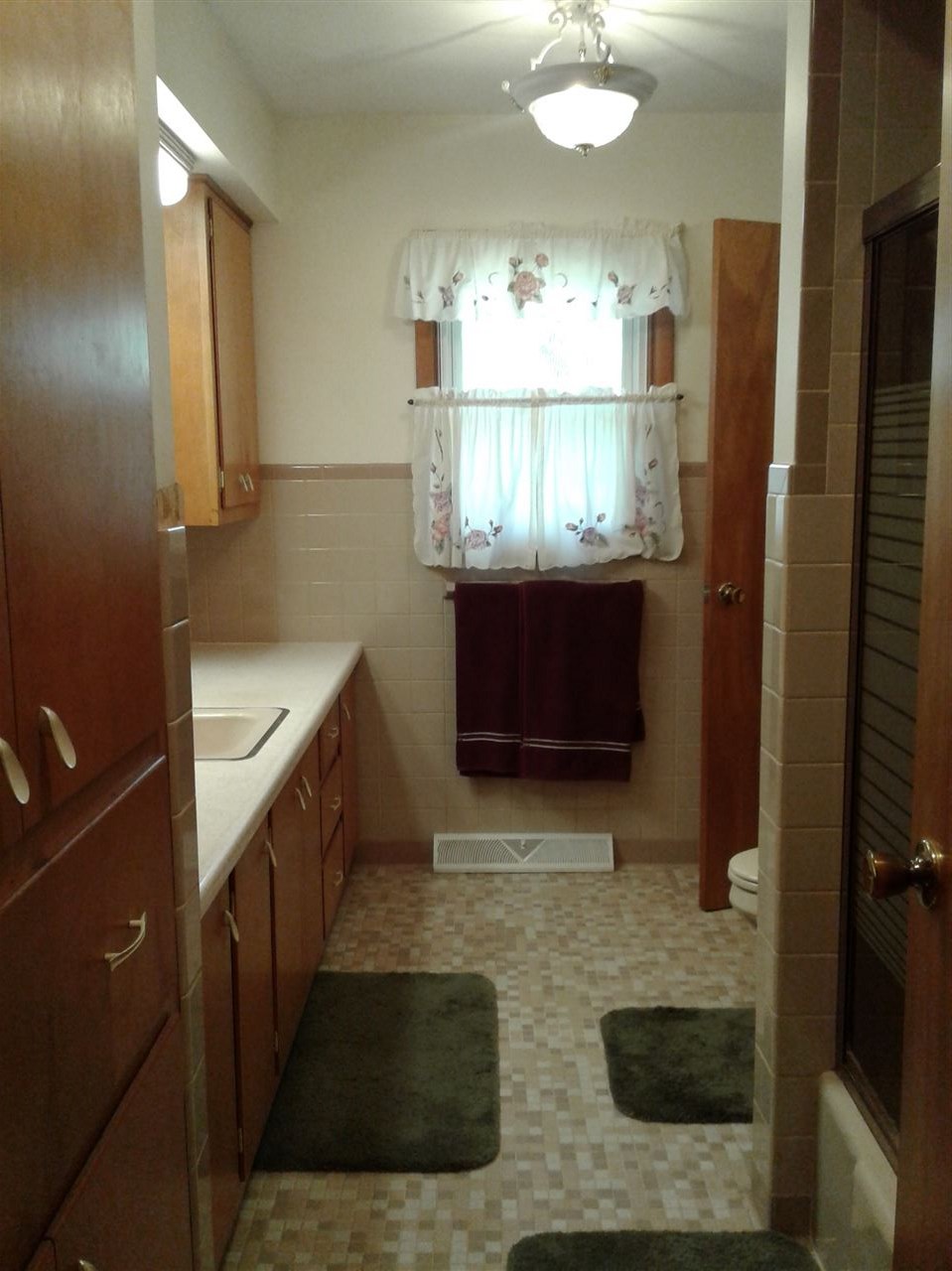700 North Red Bank Road Evansville, IN 47712 - Photo 9 of 27