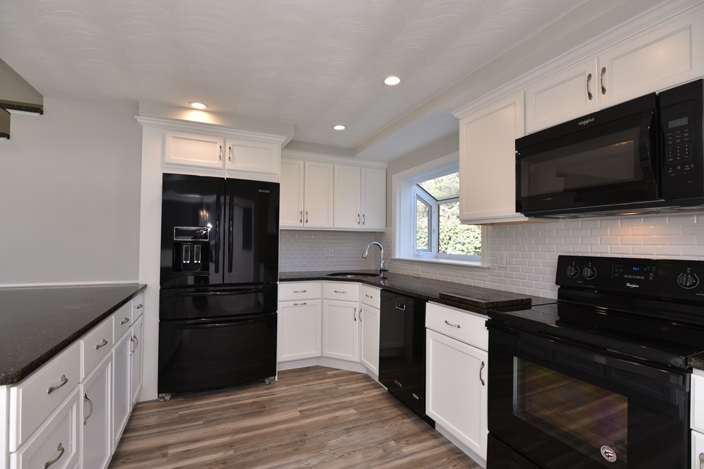 9 Joseph Road Framingham, MA 01701 - Photo 11 of 30