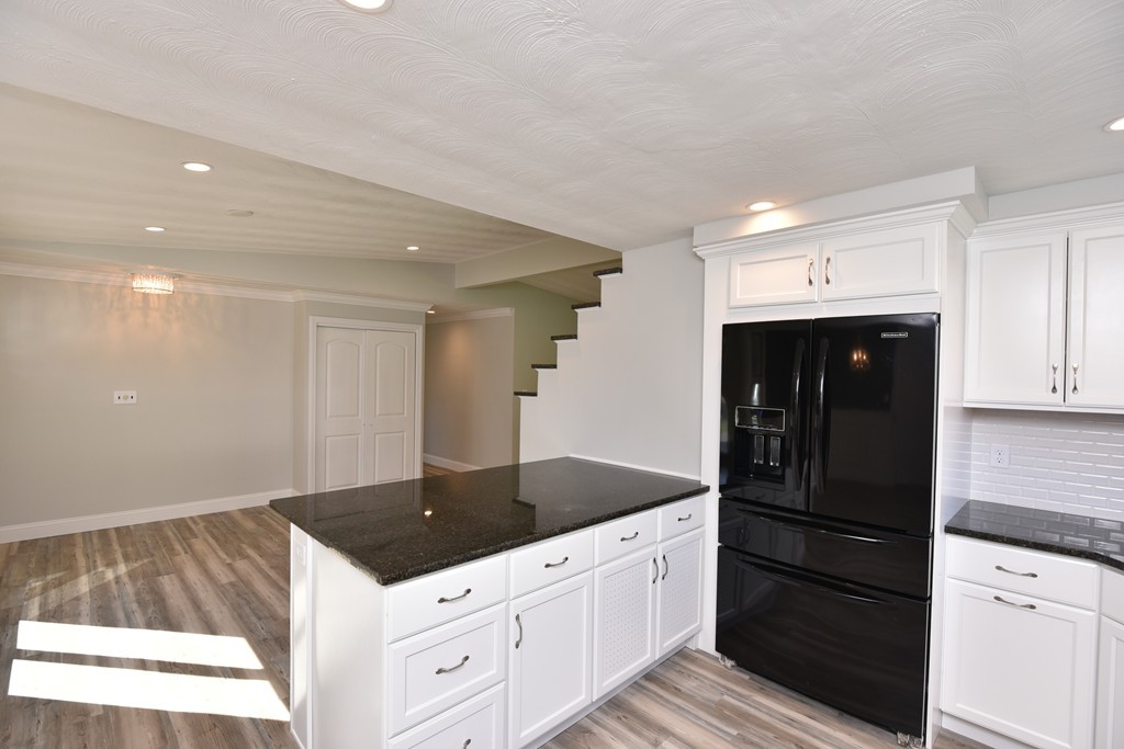 9 Joseph Road Framingham, MA 01701 - Photo 9 of 30