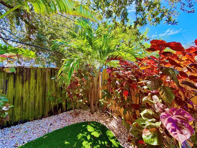 $3,299 | 3202 West Hartnett Avenue, Tampa, FL 33611