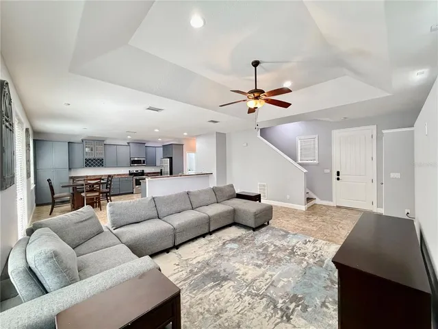 $3,299 | 3202 West Hartnett Avenue, Tampa, FL 33611