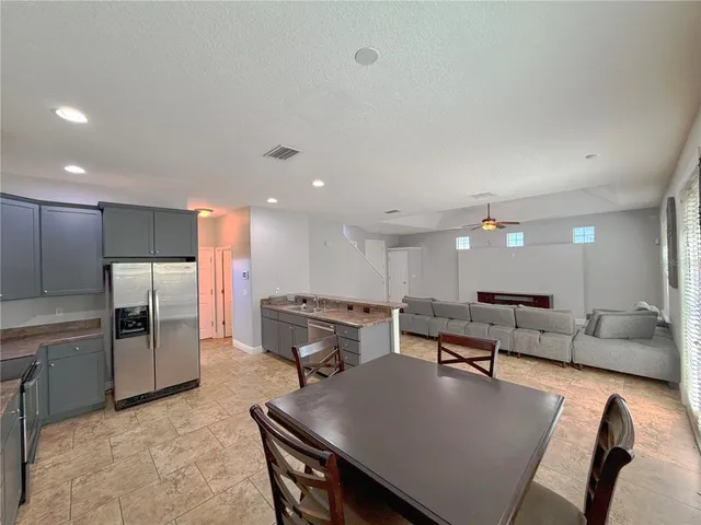 $3,299 | 3202 West Hartnett Avenue, Tampa, FL 33611