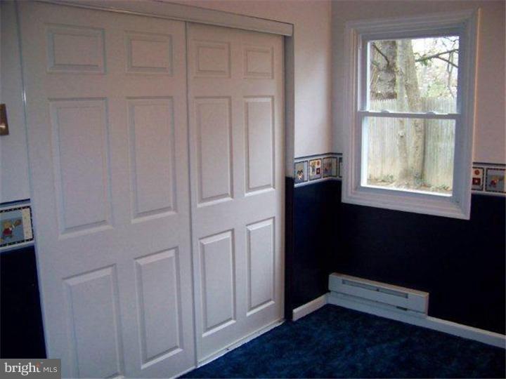 9384 Annapolis Road Philadelphia, PA 19114 - Photo 13 of 17 Bathroom