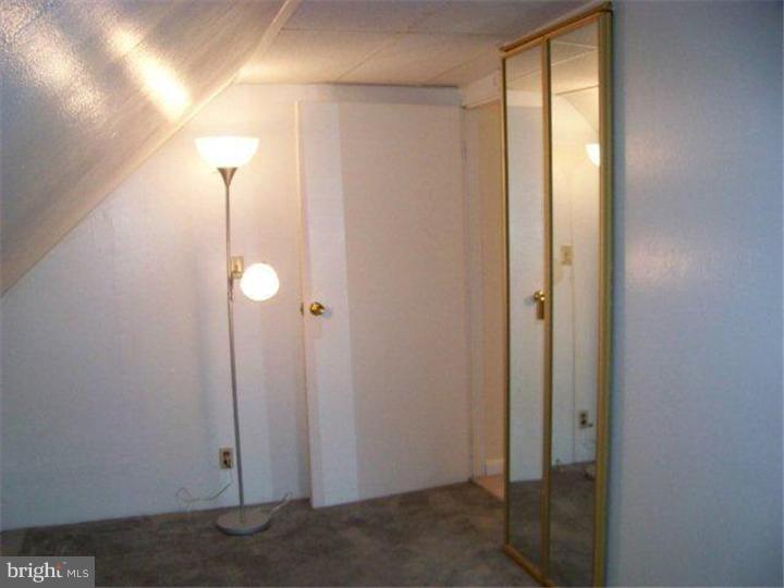 9384 Annapolis Road Philadelphia, PA 19114 - Photo 16 of 17 Bedroom 4