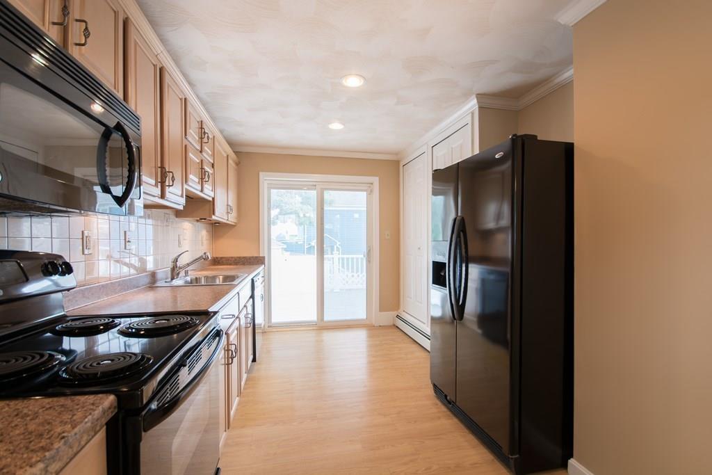 27 Charlotte Street Fall River, MA 02720 - Photo 13 of 35