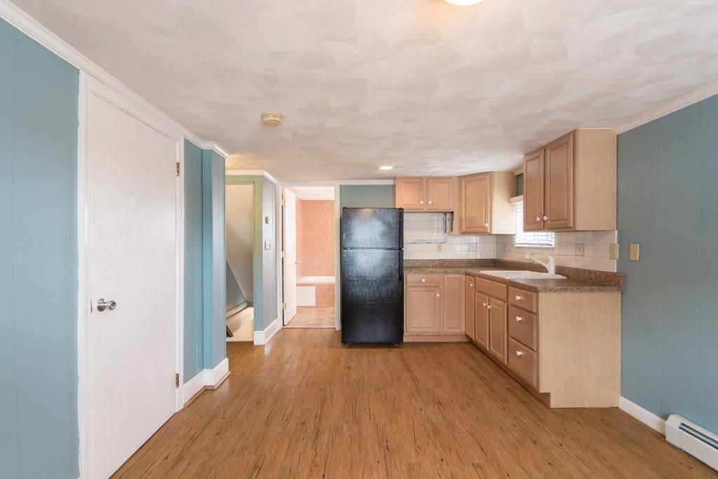 27 Charlotte Street Fall River, MA 02720 - Photo 25 of 35