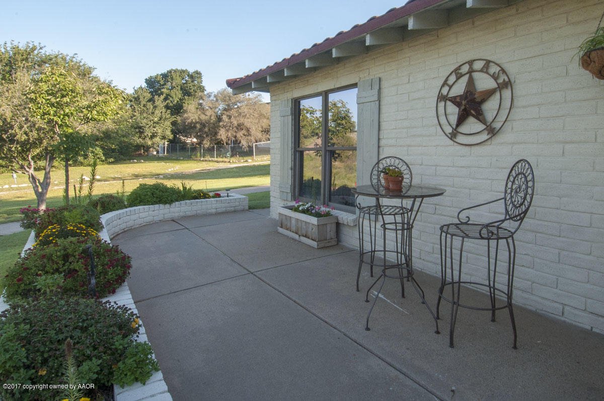 8 Cambridge Road Amarillo, TX 79124 - Photo 5 of 61 FRONT PATIO VIEW 3