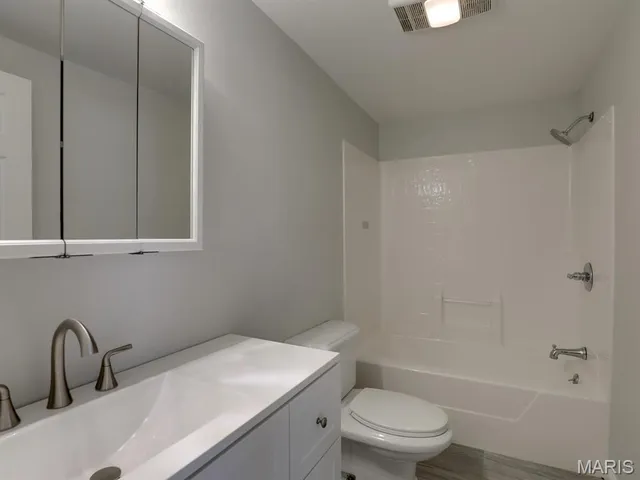 $425,000 | 11316 Dove Ridge Road, Hannibal, MO 63401