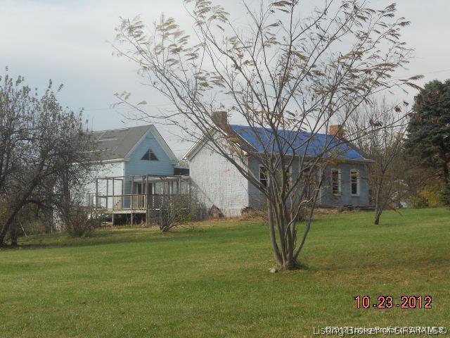 8019 Navilleton Road Floyds Knobs, IN 47119 - Photo 1 of 40 Gallery Image 1