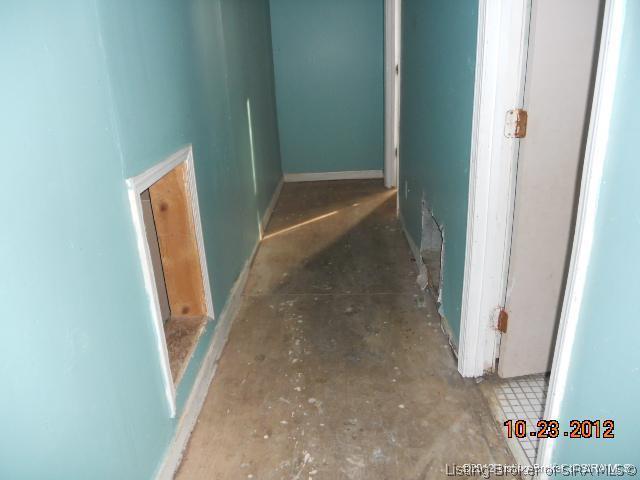 8019 Navilleton Road Floyds Knobs, IN 47119 - Photo 35 of 40 Gallery Image 35