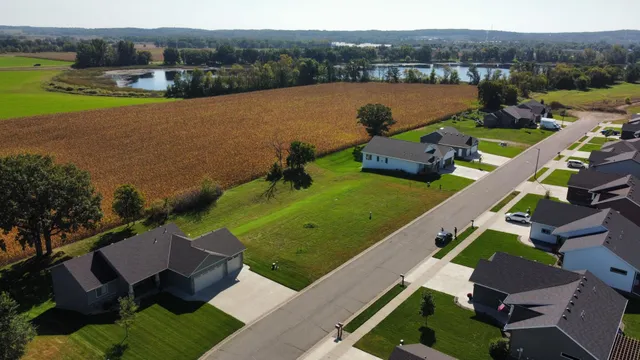 $99,900 | 940 Waters Edge Circle, Avon, MN 56310