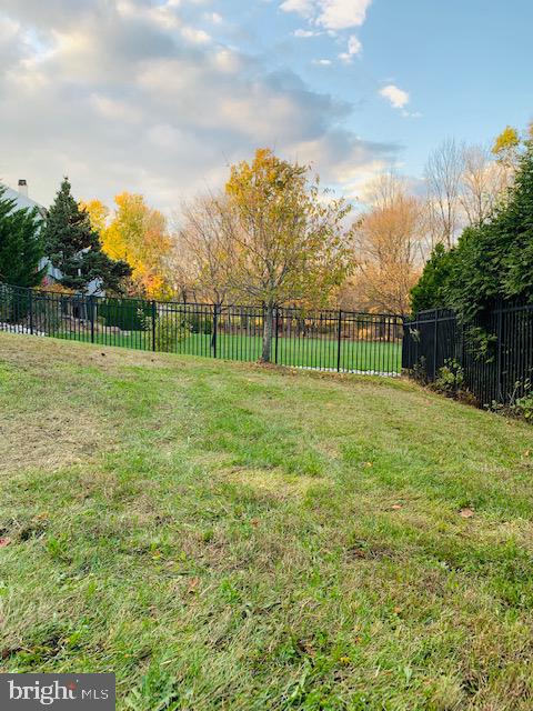 1427 West Rockspray Road Jamison, PA 18929 - Photo 12 of 70 Gallery Image 12