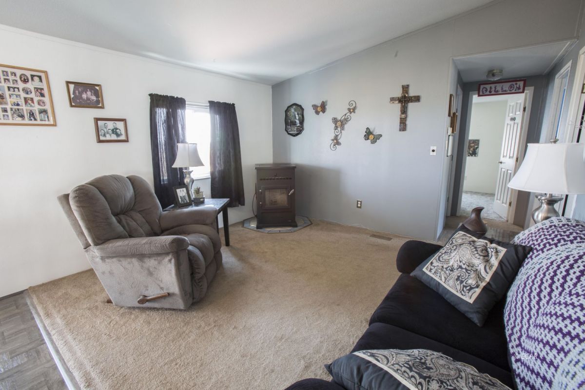 704 Spring Valley Parkway Spring Creek, NV 89815 - Photo 13 of 21 Gallery Image 13