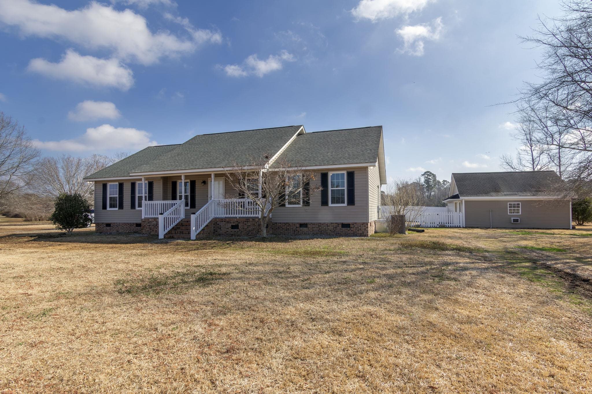 195 Live Oak Church Road Loris, SC 29569 - Photo 1 of 47