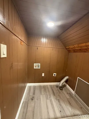 $2,800 | 1515 Oneida Street, Utica, NY 13501