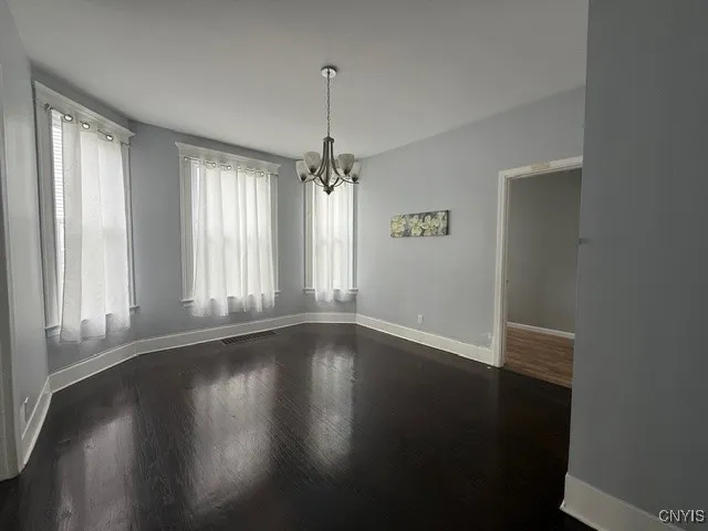 $2,800 | 1515 Oneida Street, Utica, NY 13501