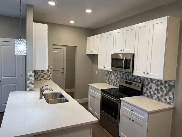 $1,650 | 8008 Doreen Avenue, Fort Worth, TX 76116