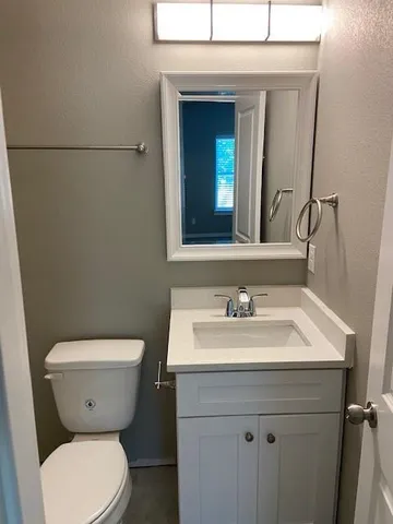 $1,650 | 8008 Doreen Avenue, Fort Worth, TX 76116